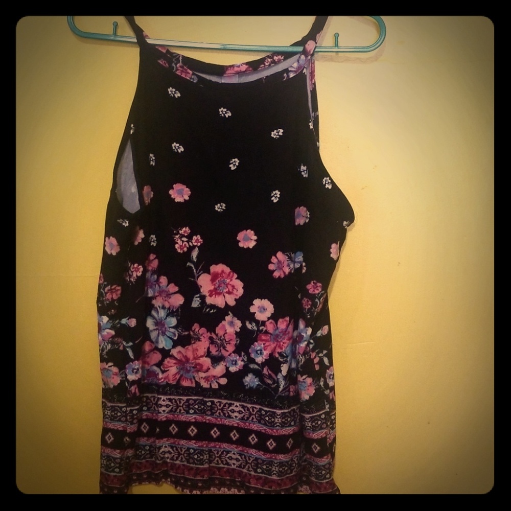 Floral tank fitted